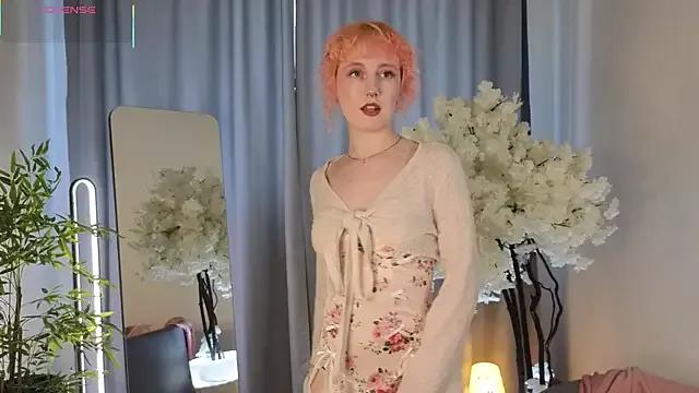 KessiMiller from StripChat is Freechat