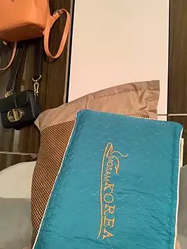 Freechat kiken5868 on StripChat