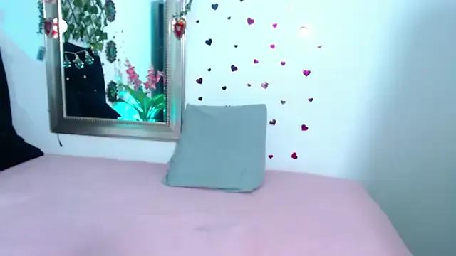 Freechat kinkysweet__ on StripChat