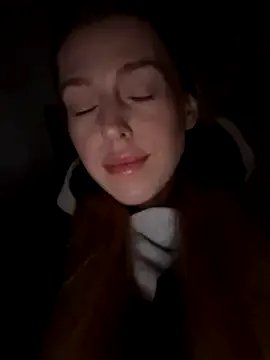 Freechat kira_mia on StripChat