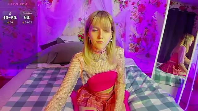 StripChat KissChristie__ is Freechat KissChristie__ — shake boobs