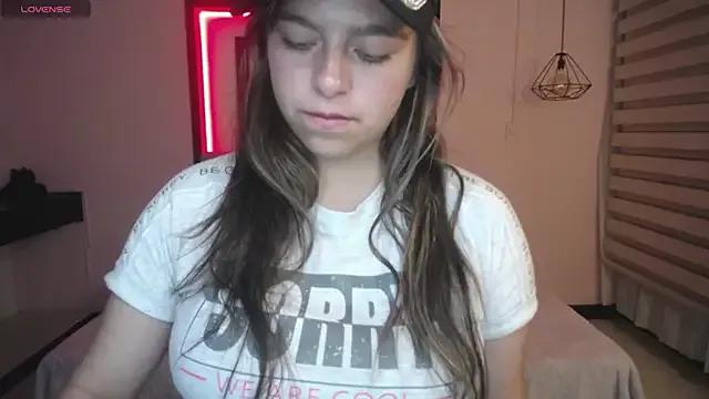 Kitten_Cam from StripChat