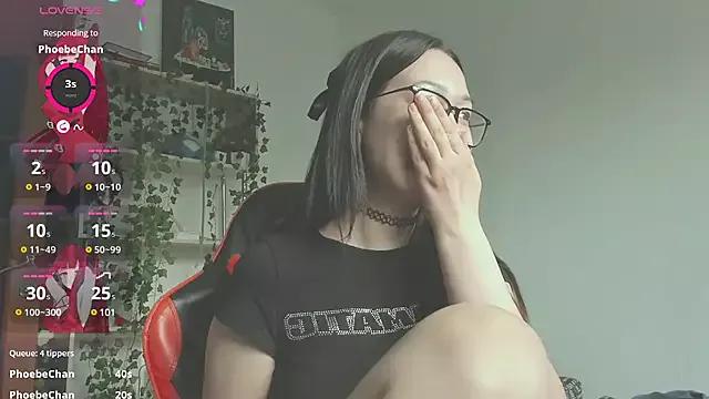 kittenrisha from StripChat