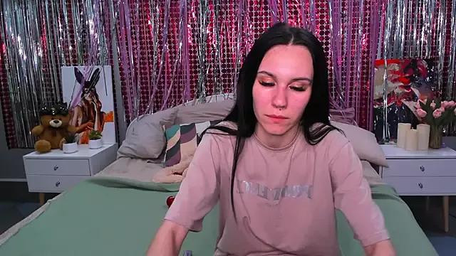 Kitty_Miaaa from StripChat is Freechat