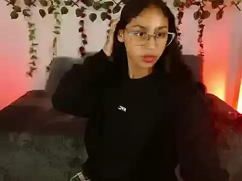 kittyprincesxss from StripChat is Freechat