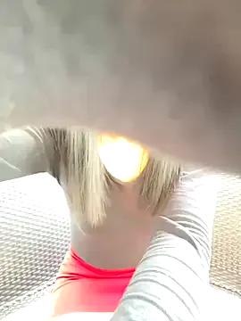 KloePink_ from StripChat is Freechat