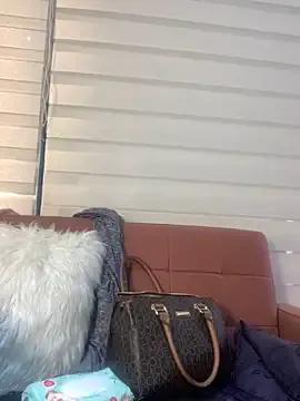 KloePink_ from StripChat is Freechat