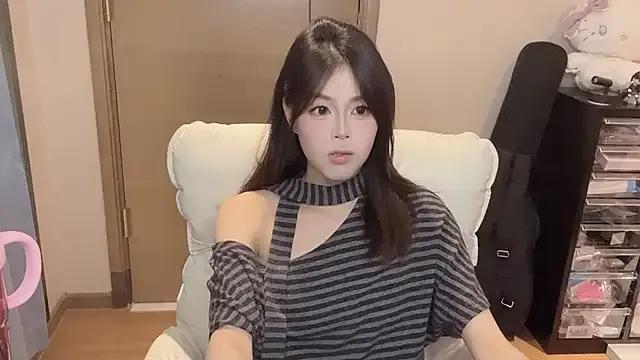 Freechat Koi-00 on StripChat