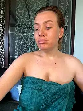 KrisKkiki from StripChat is Freechat
