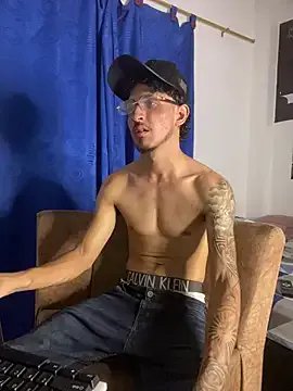 Kriss_Edwards — big cum