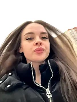 KristiRich — Finger in pussy +nipple clamps