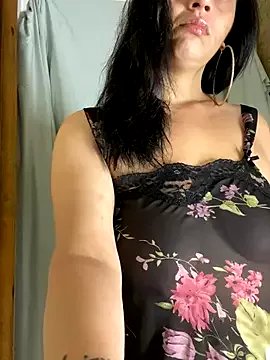 Freechat kriztal_pretty on StripChat