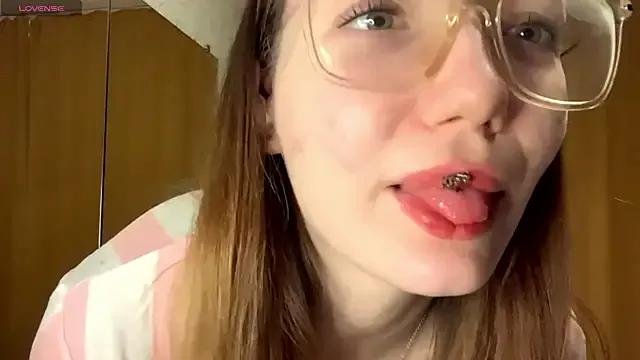 StripChat KrystinFunches is Freechat KrystinFunches — Suck and lick my drooling finger