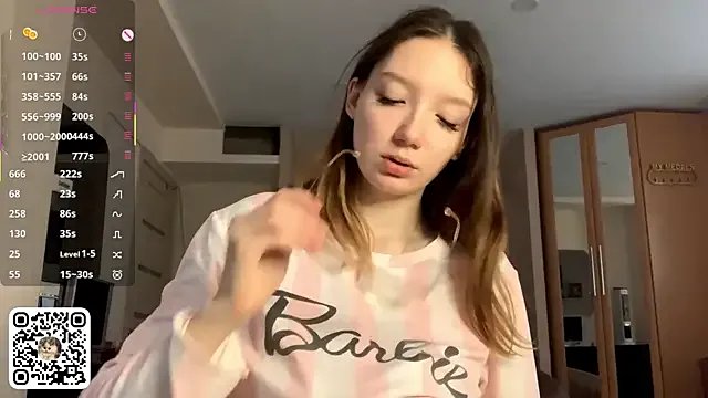 Freechat KrystinFunches on StripChat