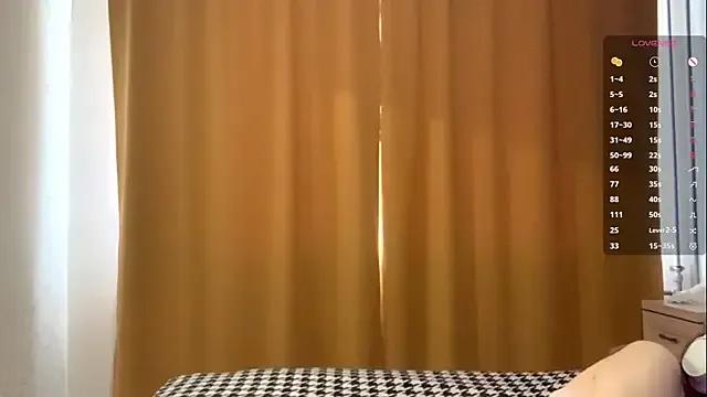 Freechat KrystinFunches on StripChat