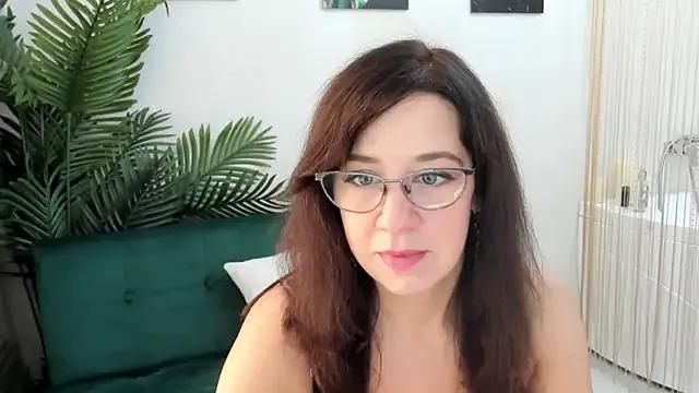 LaceWhisper from StripChat is Freechat