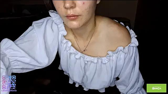 lady_linaa from StripChat is Freechat
