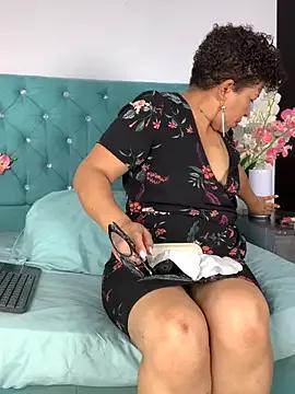 lady_venuss from StripChat is Freechat