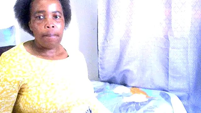 LadyLillyX from StripChat is Freechat
