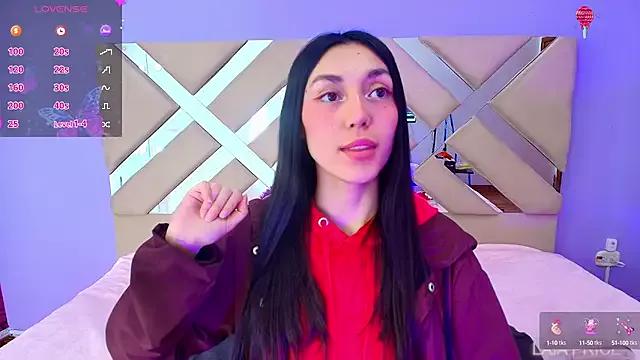Laia_Price from StripChat is Freechat