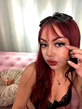 Laila_Pink from StripChat is Freechat