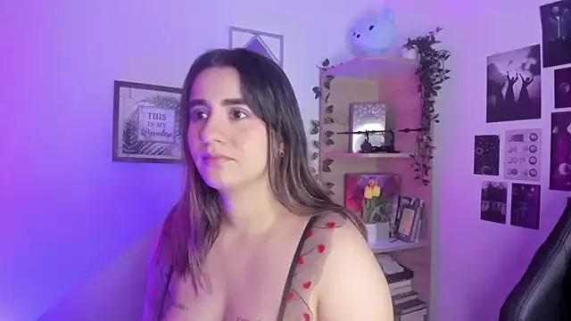 Lana_Herondale from StripChat is Freechat