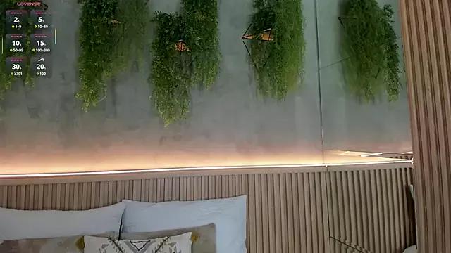Lana_Lann from StripChat