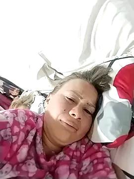 LaraCaliente from StripChat is Freechat