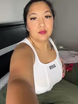 latina_curvy22 from StripChat is Freechat