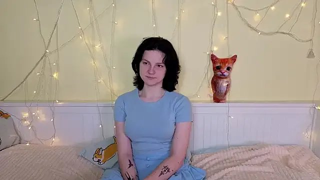 Freechat LatinaHuguenin on StripChat