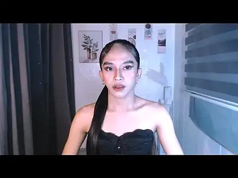 LauraSoHot from StripChat is Freechat