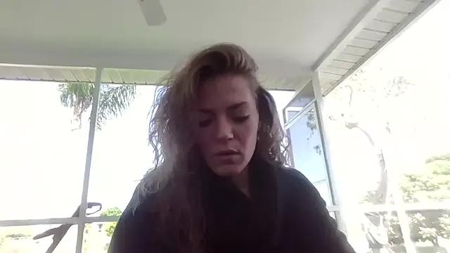 LaylaRainVIP from StripChat is Freechat