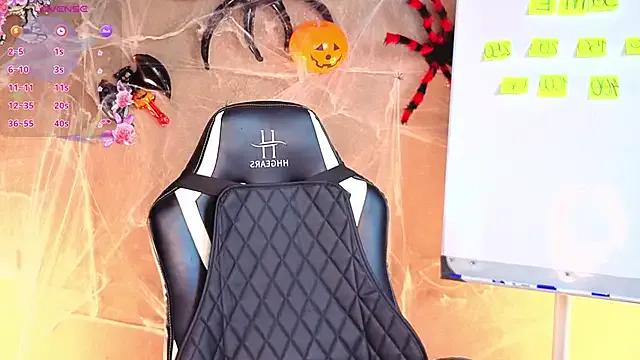 Freechat Leila_Hefner on StripChat