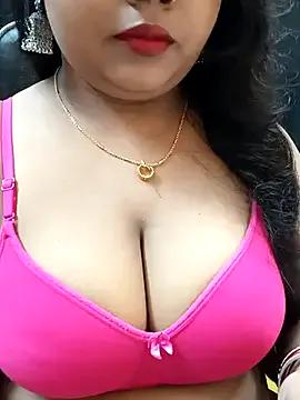 LenaPaul46 from StripChat is Freechat
