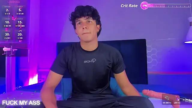Leo_Savage_ from StripChat is Freechat