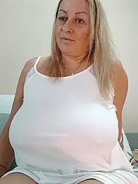 Try mature freechat models. Sexy Free Models.