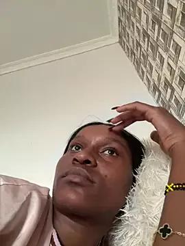 Lil-shawrie from StripChat