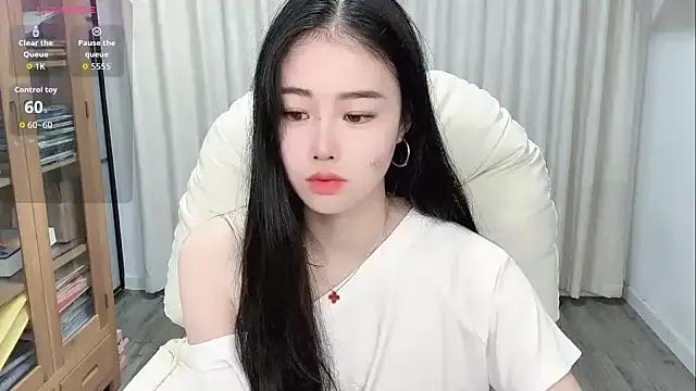 LILI-Baobei from StripChat is Freechat