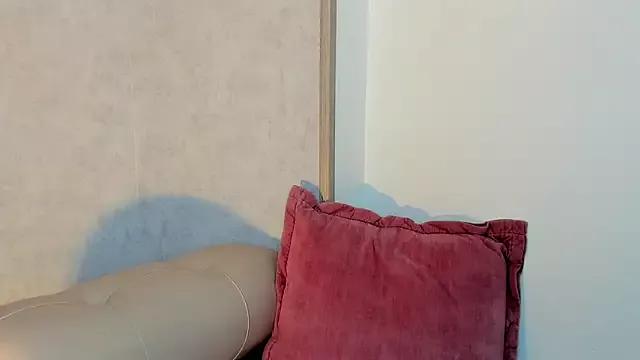 LiliHimme from StripChat is Freechat