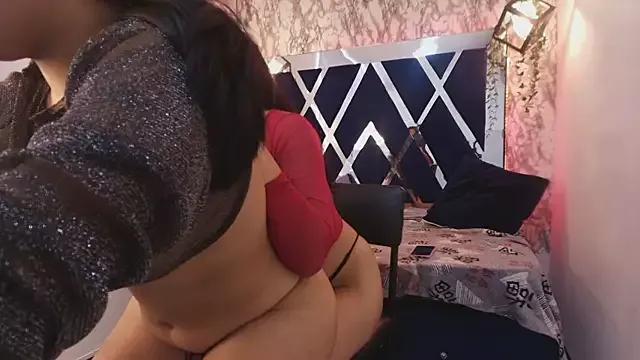 Lilith_and_Khloe from StripChat is Freechat