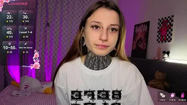 LilithPoison from StripChat is Freechat