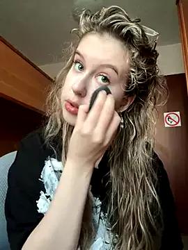 Lillian_Dyson from StripChat