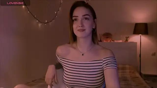 LilyFarey on StripChat 