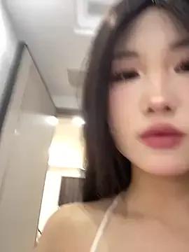 lilyxye77 from StripChat is Freechat