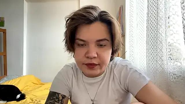 LIME_GINGER from StripChat is Freechat