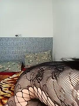 Lina-ass from StripChat is Freechat