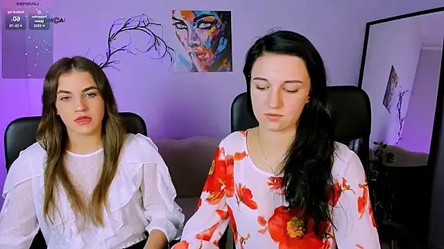 lina_fox12 on StripChat