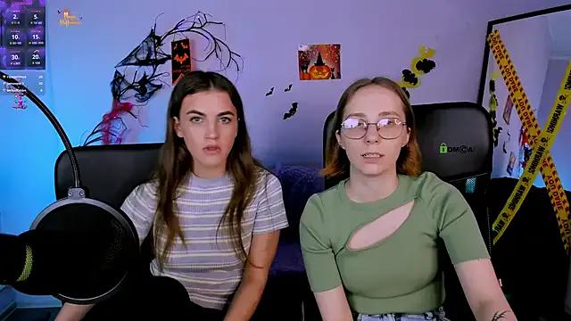 lina_fox12 on StripChat