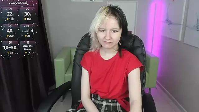 LinaVeritas from StripChat is Freechat