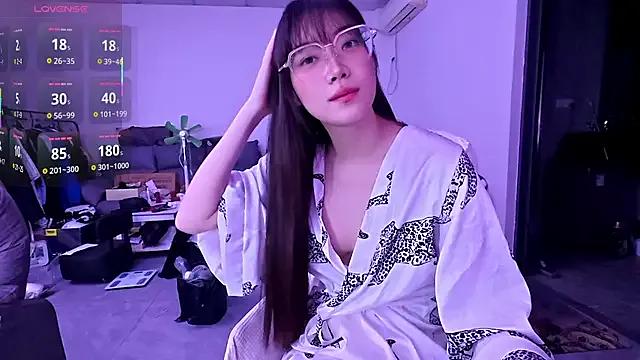 Linbaibai — Freechat on StripChat